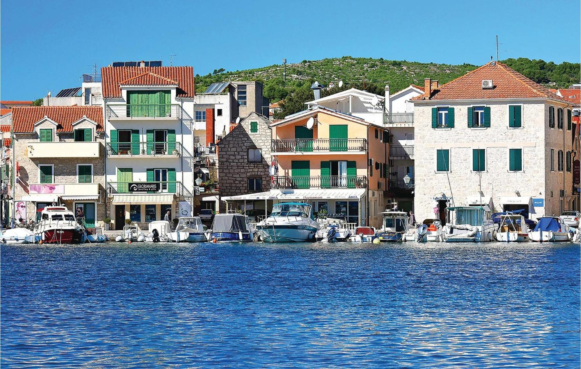 Gorgeous Apartment In Vodice With Kitchen Zewnętrze zdjęcie
